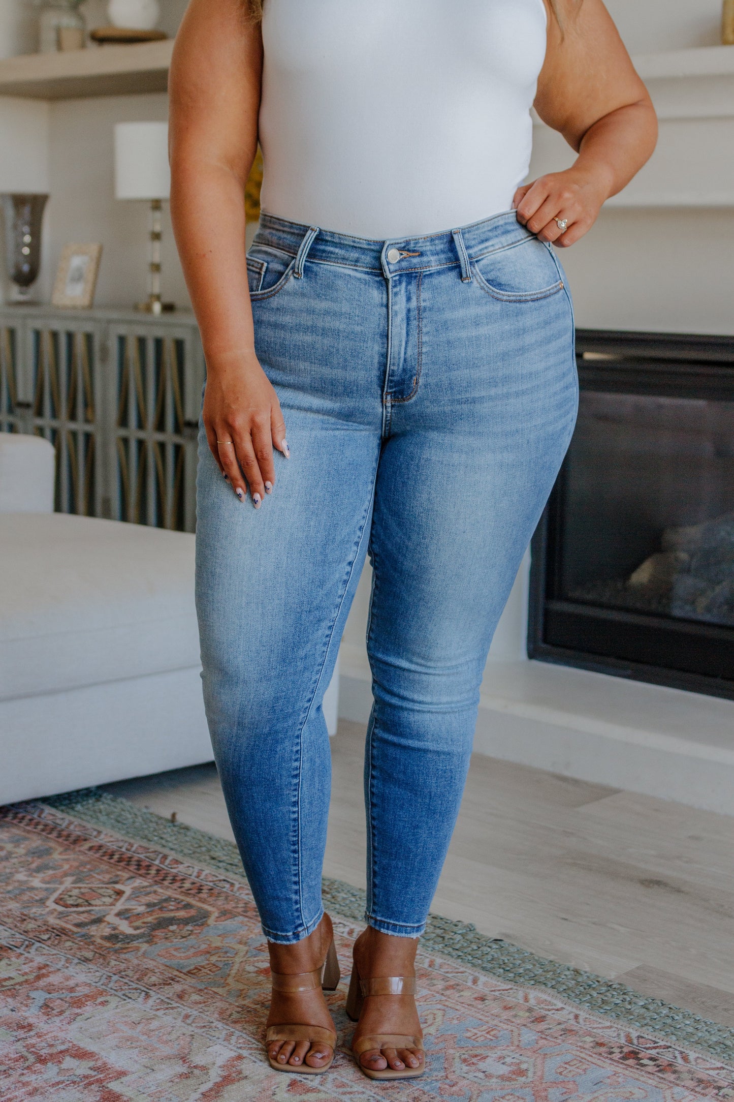 Catherine Mid Rise Vintage Judy Blue Skinny Jeans